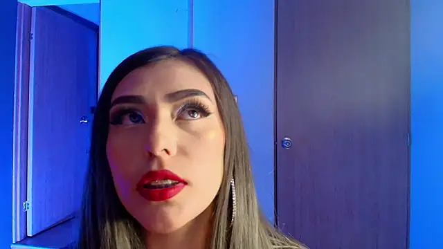 lucy queensss online show from 10.22.25