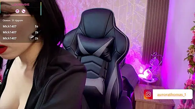 Aurora thomas  1 online show from 10.20.25