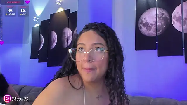 Snapshot of tatii_moon chatting on 03.15.25 tatii moon online show from 03.15.25