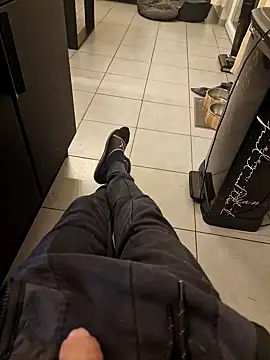 Snapshot of guilove5 chatting on 01.26.25 guilove5 online show from 01.26.25