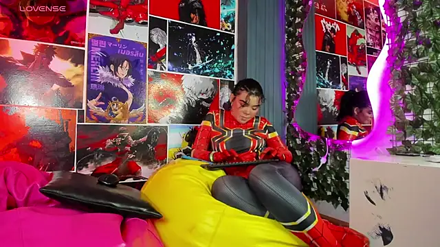 Snapshot of Zoe_Cheshire chatting on 02.03.25 Zoe Cheshire online show from 02.03.25