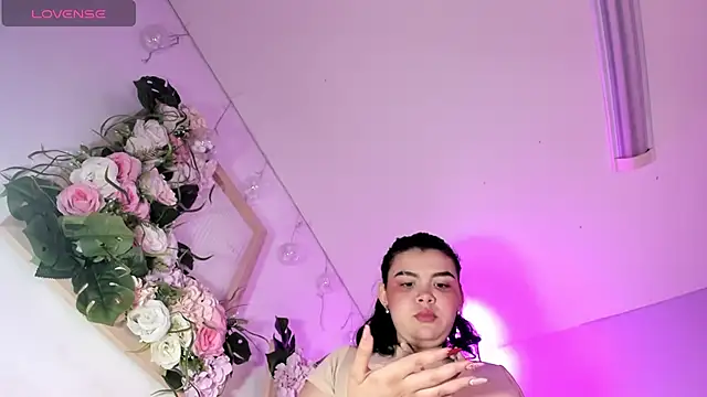 Snapshot of Zoe_Cheshire chatting on 02.10.25 Zoe Cheshire online show from 02.10.25