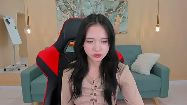 Snapshot of AnneCurtis chatting on 01.20.25 AnneCurtis online show from 01.20.25