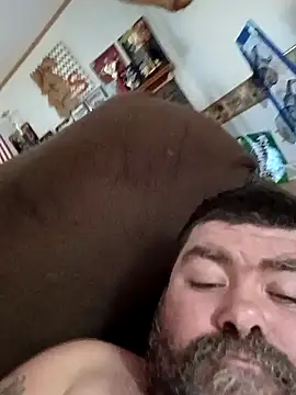 Rcraigue4 online show from 10.12.25