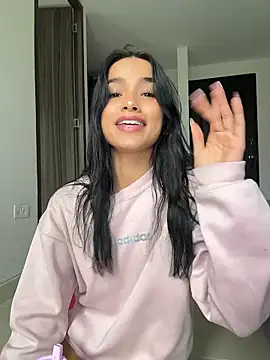 Bella Smiith  online show from 01.11.26