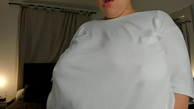 brithany olson25 online show from 04.18.26