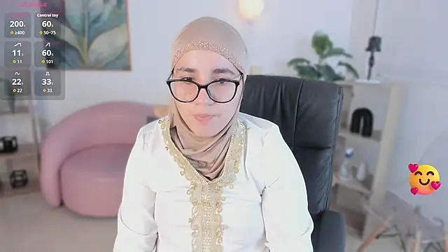 Ayha khalaf online show from 10.14.25