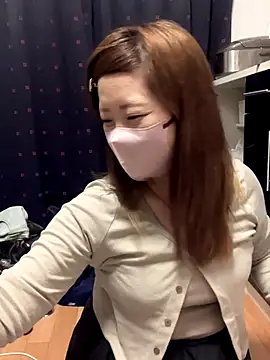 Snapshot of ran_xx_x chatting on 10.03.25 ran xx x online show from 10.03.25