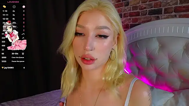 SallyCha online show from 10.11.25