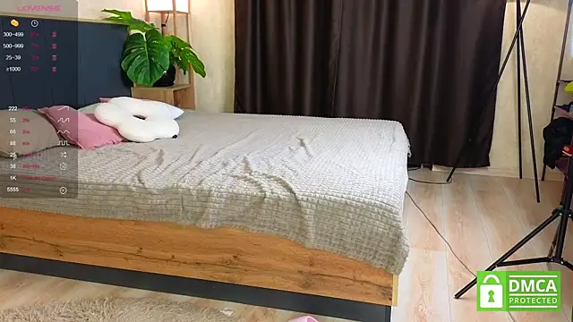 Snapshot of beatrishaa chatting on 03.12.25 beatrishaa online show from 03.12.25