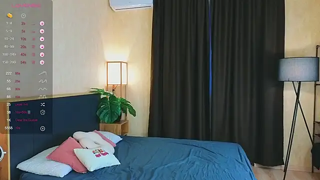 Snapshot of beatrishaa chatting on 03.22.25 beatrishaa online show from 03.22.25