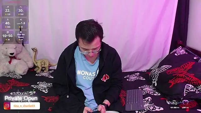 Snapshot of Tina_4_Charlie chatting on 09.30.25 Tina 4 Charlie online show from 09.30.25