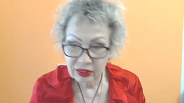 Snapshot of NessyJenixs chatting on 04.21.26 NessyJenixs online show from 04.21.26