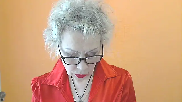 Snapshot of NessyJenixs chatting on 05.19.26 NessyJenixs online show from 05.19.26