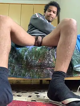 Snapshot of cingonduro chatting on 02.01.25 cingonduro online show from 02.01.25