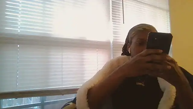 theprettysoles online show from 02.26.25