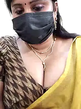 Snapshot of Queenflowerr chatting on 01.30.25 Queenflowerr online show from 01.30.25