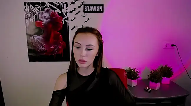 Nikonara Love online show from 03.08.25