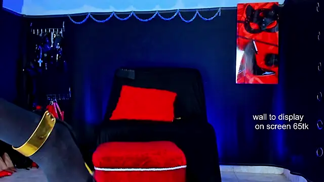 Snapshot of KaramStone chatting on 11.29.25 KaramStone online show from 11.29.25