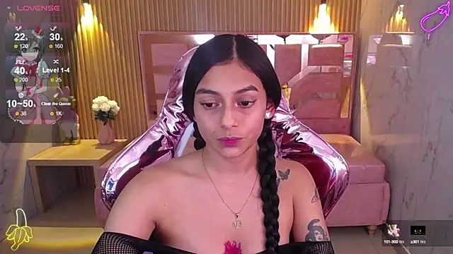 Snapshot of lilith_petit_sub chatting on 03.14.25 lilith petit sub online show from 03.14.25