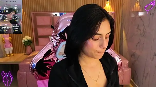 Snapshot of lilith_petit_sub chatting on 09.28.25 lilith petit sub online show from 09.28.25