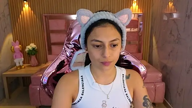 Snapshot of lilith_petit_sub chatting on 10.07.25 lilith petit sub online show from 10.07.25