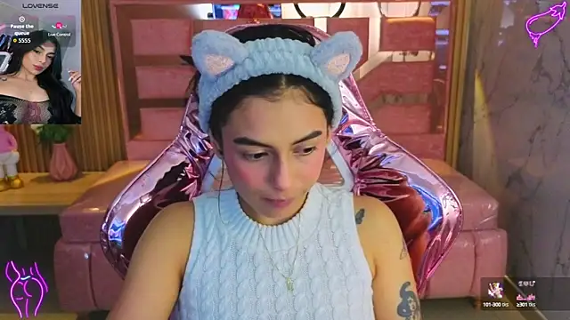 Snapshot of lilith_petit_sub chatting on 10.10.25 lilith petit sub online show from 10.10.25