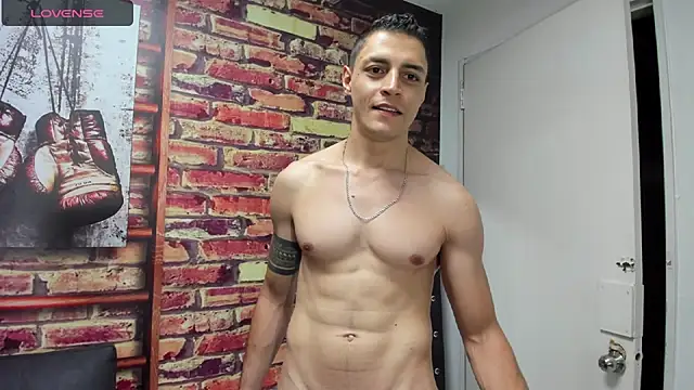 Snapshot of Frank_Millers chatting on 01.29.25 Frank Millers online show from 01.29.25