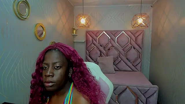 nefertiti ebony online show from 02.22.25