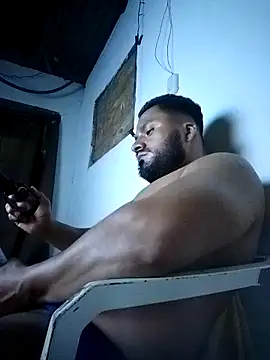 Snapshot of Ant1990 chatting on 11.24.25 Ant1990 online show from 11.24.25