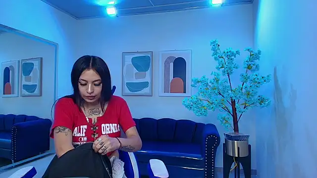 Charlotte ethan online show from 03.04.25