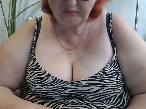 Snapshot of DeniseeRosea chatting on 06.25.26 DeniseeRosea online show from 06.25.26