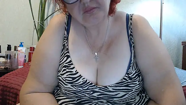 Snapshot of DeniseeRosea chatting on 06.30.26 DeniseeRosea online show from 06.30.26