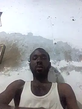 Snapshot of onewinnertee chatting on 10.19.25 onewinnertee online show from 10.19.25