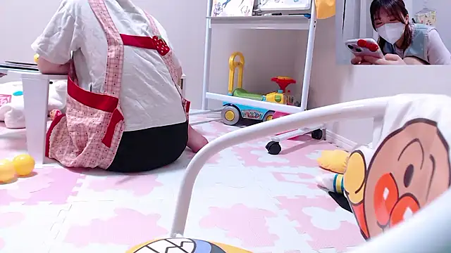 NA-KAREN-V8 online show from 10.24.25