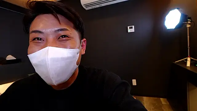 Snapshot of hansha_kun chatting on 11.25.25 hansha kun online show from 11.25.25