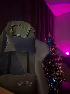 Ohmy Nora  online show from 01.29.25