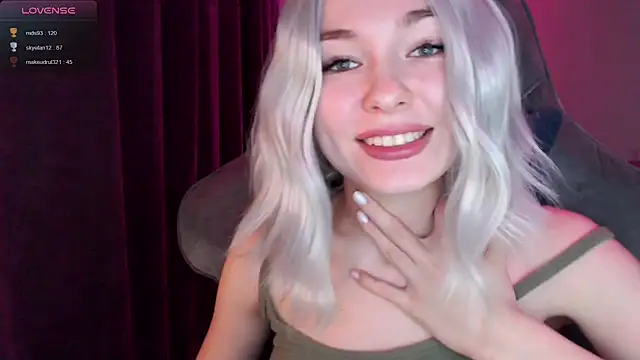 Ohmy Nora  online show from 02.21.25