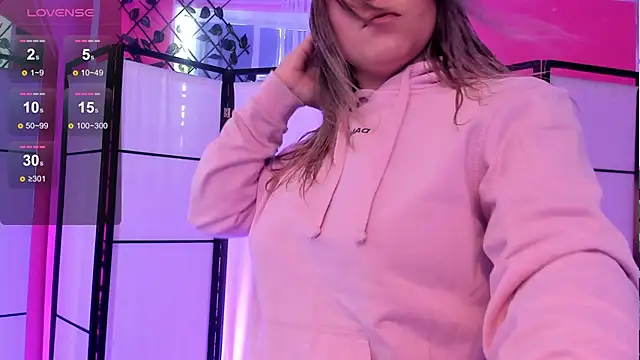 alaia greyy online show from 03.16.26