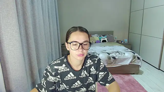 singletrouble online show from 10.11.25