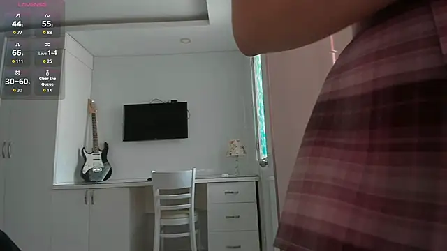 Yuki miiii online show from 09.29.25