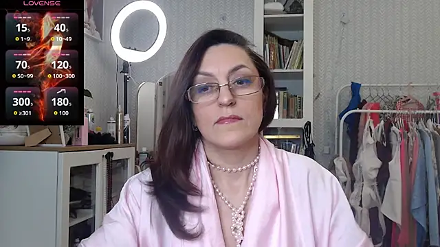 Soffya Soy online show from 02.23.26