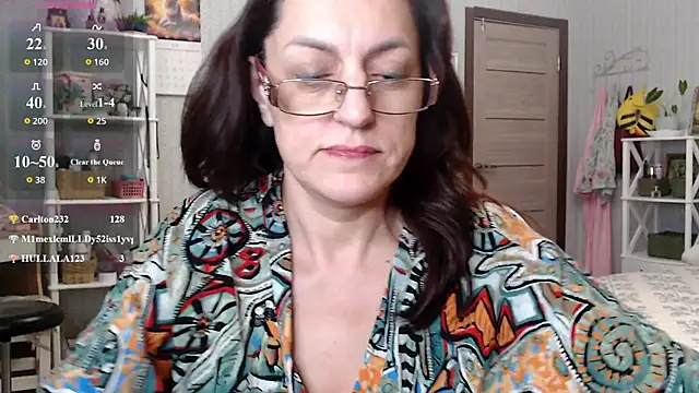 Snapshot of Soffya_Soy chatting on 05.06.26 Soffya Soy online show from 05.06.26