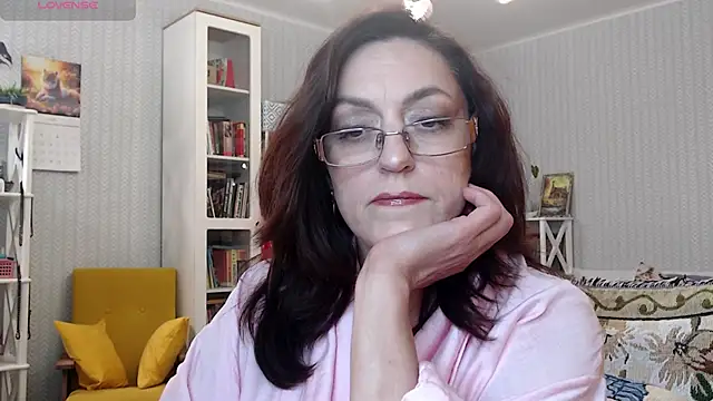 Snapshot of Soffya_Soy chatting on 05.10.26 Soffya Soy online show from 05.10.26