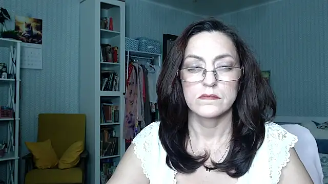 Snapshot of Soffya_Soy chatting on 05.11.26 Soffya Soy online show from 05.11.26