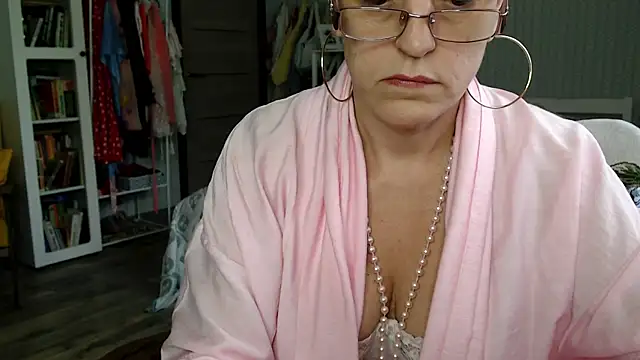 Snapshot of Soffya_Soy chatting on 05.29.26 Soffya Soy online show from 05.29.26