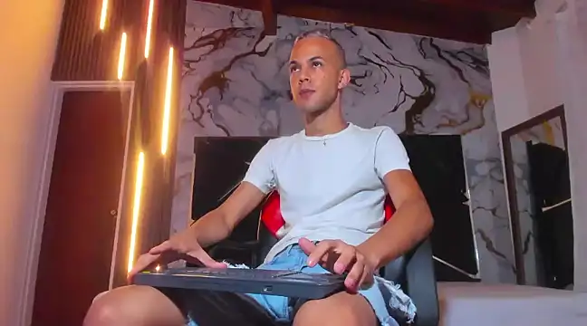 Jeremmy Love online show from 03.09.25