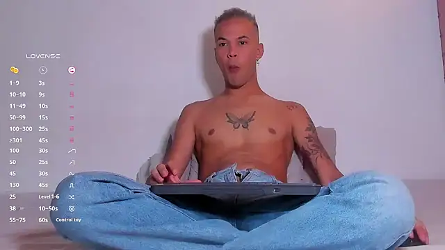 Jeremmy Love online show from 04.08.26