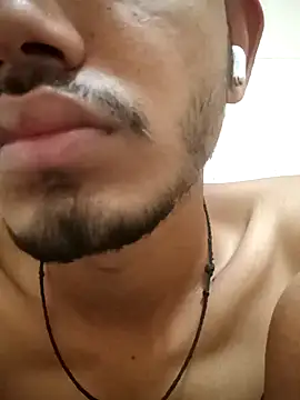 Snapshot of vas02vir chatting on 02.03.25 vas02vir online show from 02.03.25