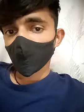 Snapshot of vas02vir chatting on 02.08.25 vas02vir online show from 02.08.25